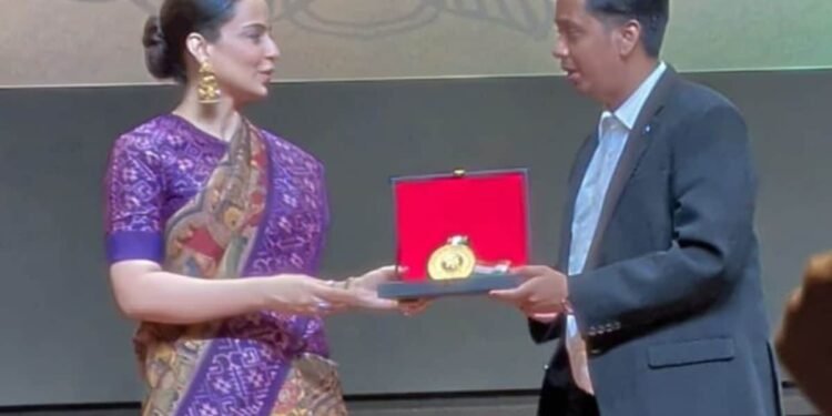 उत्तरकाशी का भूस्खलन हो या फिर वृंदावन की विधवा महिलाएं… हर किसी का साथ देने वाली ‘ट्रू होप संस्था’ को मिला ये खिताब