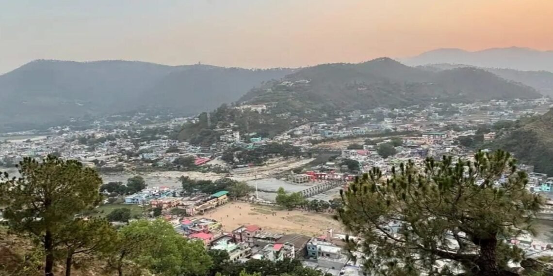 मॉर्निंग और इवनिंग वॉक के लिए बेस्ट हैं बागेश्वर की ये खूबसूरत जगह! जहां के हिमालयी नजारें बना देंगे दीवाना