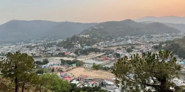 मॉर्निंग और इवनिंग वॉक के लिए बेस्ट हैं बागेश्वर की ये खूबसूरत जगह! जहां के हिमालयी नजारें बना देंगे दीवाना