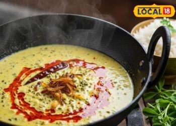 Recipe: गर्मियों में ट्राई करें पहाड़ी स्टाइल मेथी-प्याज की झोली, जिसका खट्टा-तीखा स्वाद बना देगा दीवाना