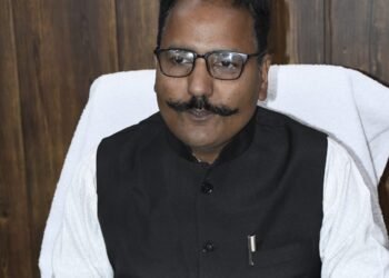 पर्यटक यातायात नियमों का करें पालन, स्थानीय संस्कृति का रखें सम्मान : जिलाधिकारी ललित मोहन रयाल