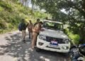 ऑपरेशन प्रहार: अल्मोड़ा पुलिस का बड़ा एक्शन, 112 वाहन चालकों पर चालान, 3 वाहन सीज; 18 बाहरी व्यक्तियों पर भी गिरी गाज