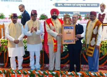 दीक्षांत समारोह में राज्यपाल का युवाओं को संदेश: विकसित भारत के सारथी बनें, राष्ट्रहित रखें सर्वोपरि