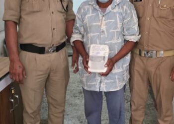 तमंचे की नोक पर दहशत फैलाने वाला गिरफ्तार, जंगल के खंडहर में छिपा मिला आरोपी