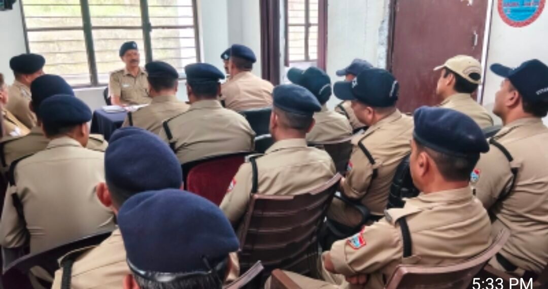 धौलछीना में नए थानाध्यक्ष का सख्त संदेश: कानून व्यवस्था, जनसुरक्षा और नशामुक्त समाज पर रहेगा विशेष फोकस