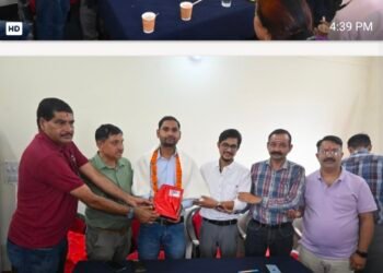 अतिरिक्त सूचना अधिकारी सुंदर कुमार को भावभीनी विदाई, पिथौरागढ़ स्थानांतरण पर दी उज्ज्वल भविष्य की शुभकामनाएं
