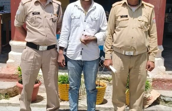 अल्मोड़ा में नशे के सौदागर पर पुलिस का शिकंजा, 11.21 ग्राम स्मैक के साथ तस्कर गिरफ्तार