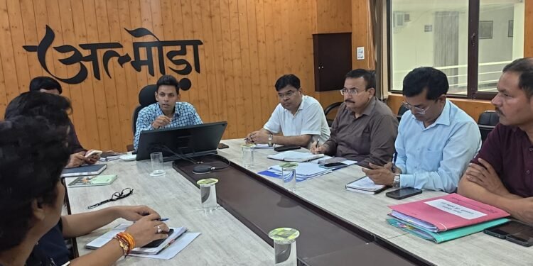 2 सितंबर को जिले के सभी विद्यालय और आंगनबाड़ी केंद्र रहेंगे बंद, संवेदनशील मार्गों पर जेसीबी तैनात रखने के